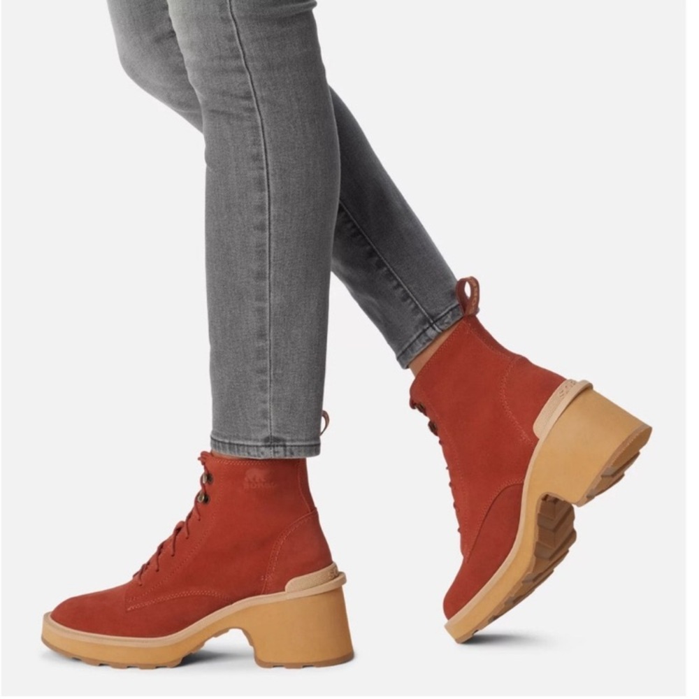 Sorel Hi-Line Heel Lace Warp Red Tawny Buff Waterproof Boot size 9.5